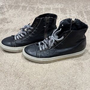Benheart Black High-Top Sneakers